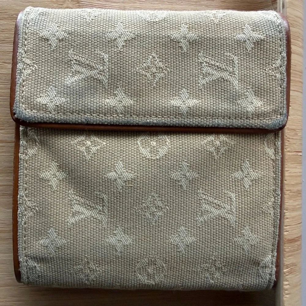 Louis Vuitton Monogram Mini Wallet Designer Classic 2000s Vintage Beige y2k